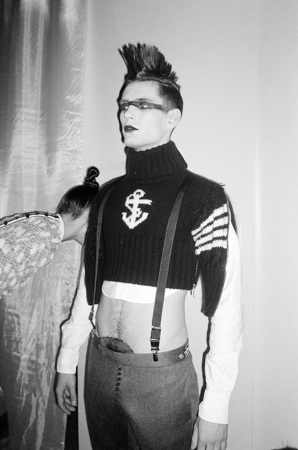 Backstage. Показ Thom Browne на Aurora Fashion Week