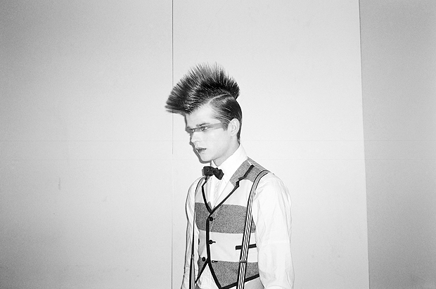 Backstage. Показ Thom Browne на Aurora Fashion Week